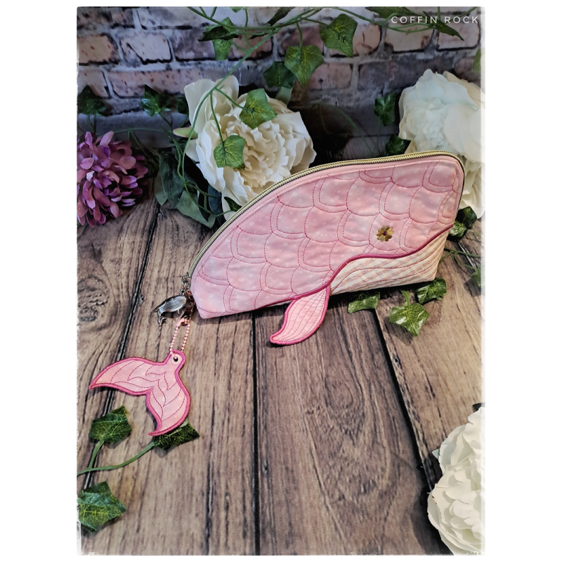 Trousse le chant des baleines - coeurs roses