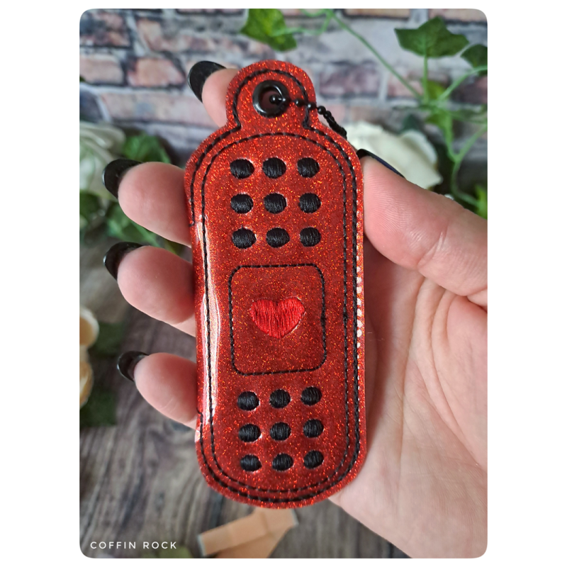 rouge pailletté - pochette à pansements cute