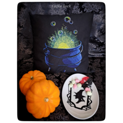 Coussin chaudron bouillon vert