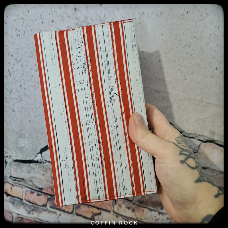 paquet cadeau marbré - Housse de livre adaptative