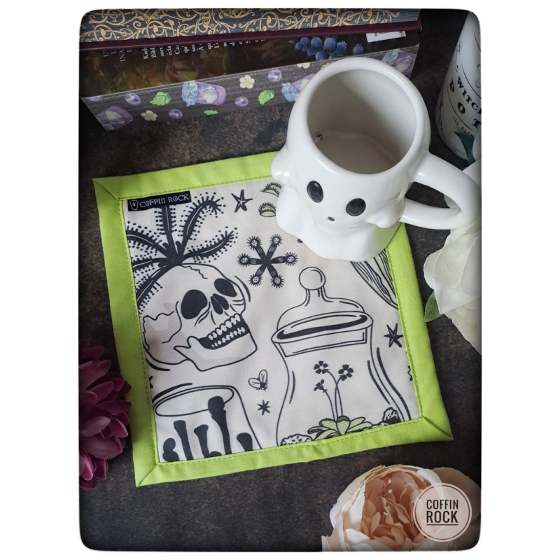 crânes et cactus : grand tapis cosy pour tasse ou théière