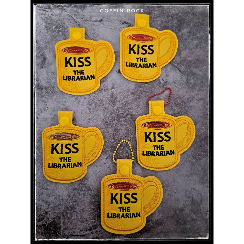 Kiss the librarian - volutes - porte-clés